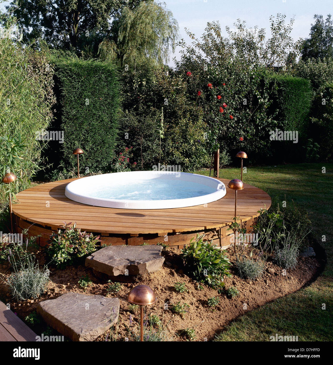 Jacuzzi backyard hires stock photography and images Alamy