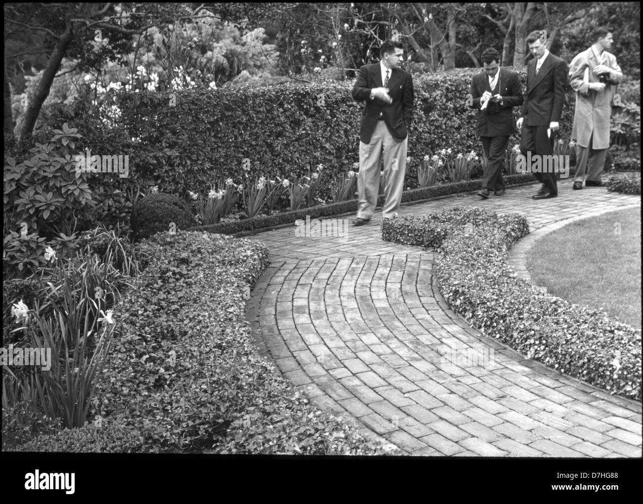 Garden red brick path Black and White Stock Photos & Images - Alamy