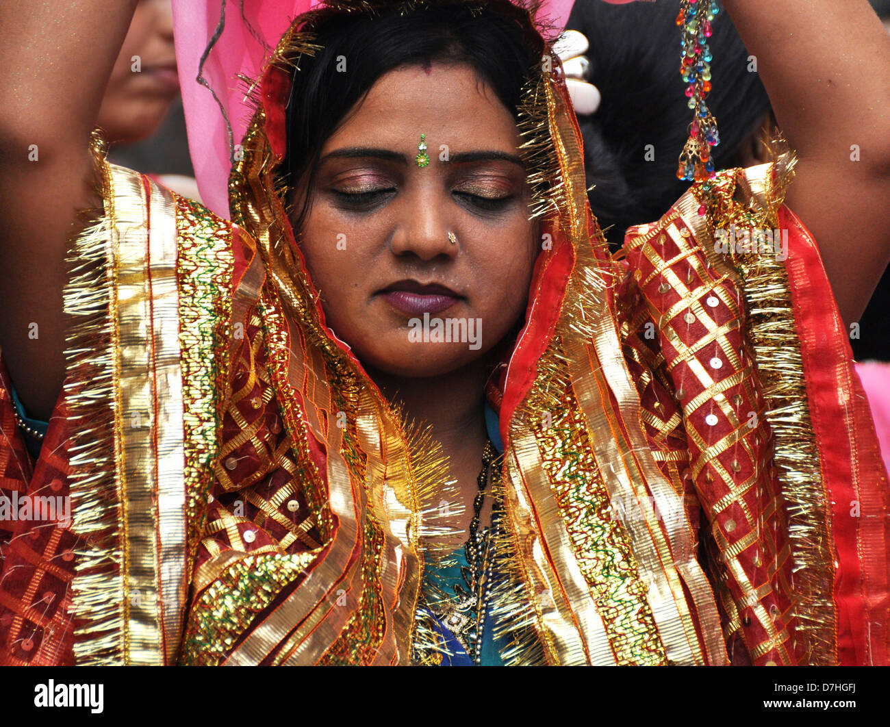 Travel photography of an Indian woman in traditional sari dress Photographed in Ladakh, Jammu and Kashmir, India Stock Photo - Alamy Travel photography of an Indian woman in traditional sari dress Photographed in Ladakh, Jammu and Kashmir, India Stock Photo - Alamy