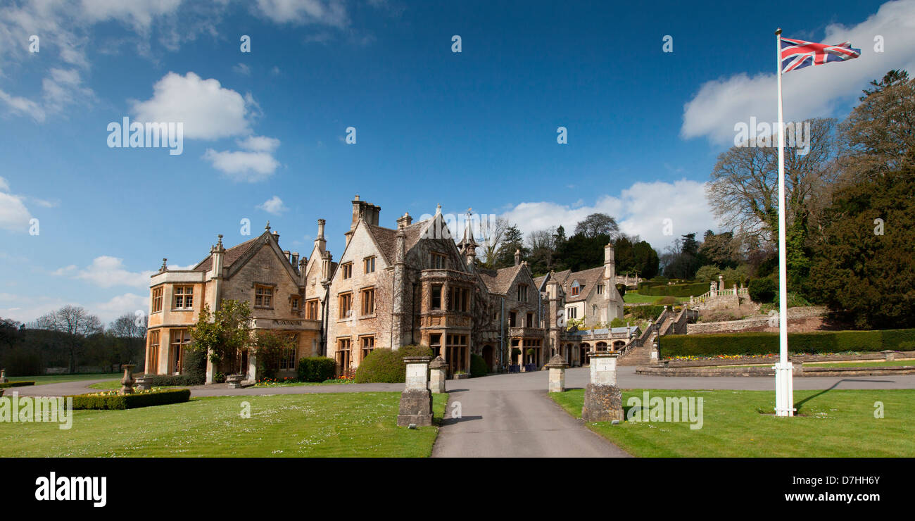 Manor house hotel castle combe hi-res stock photography and images - Alamy