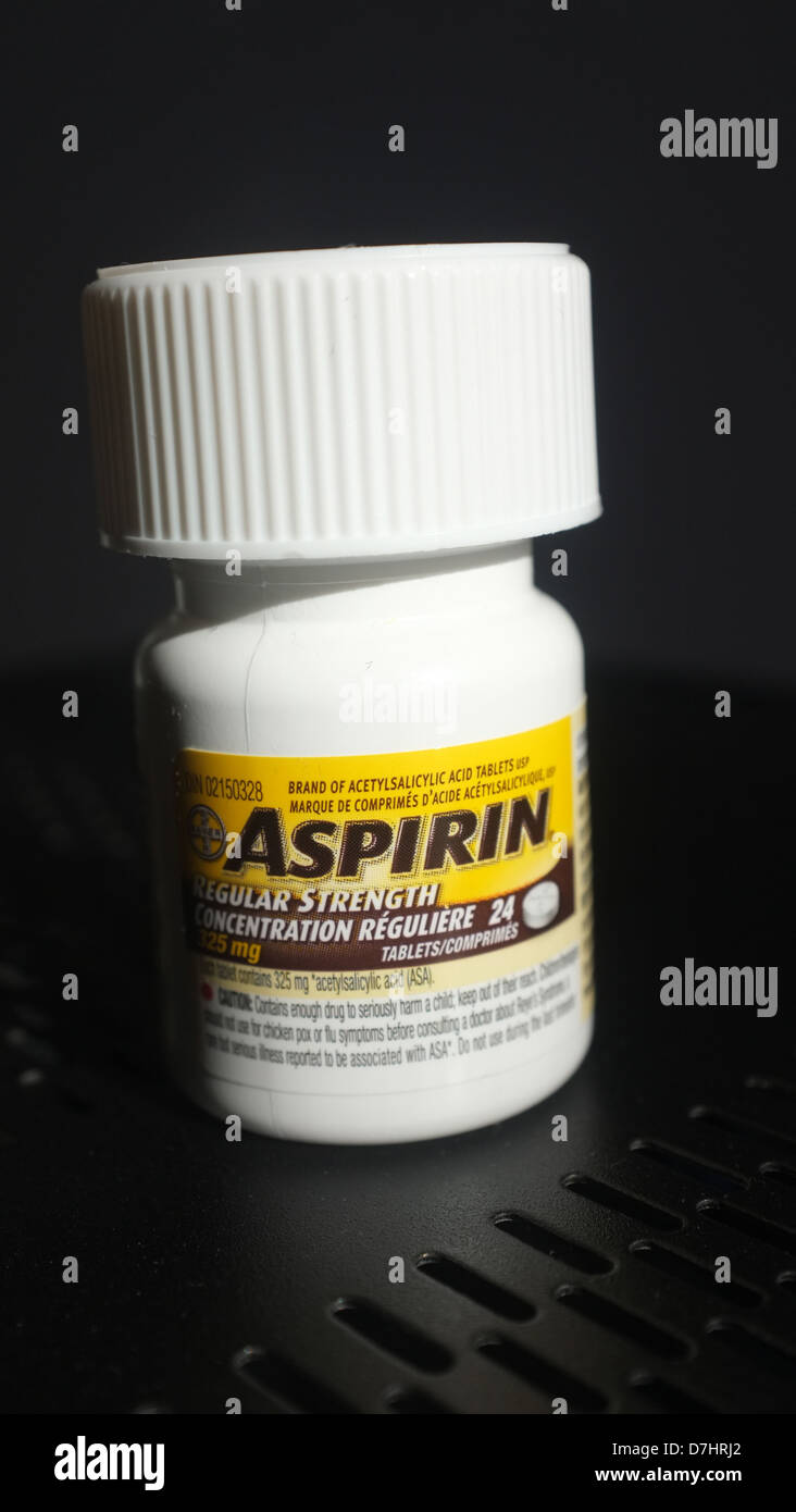 Bayer aspirin bottle hires stock photography and images Alamy
