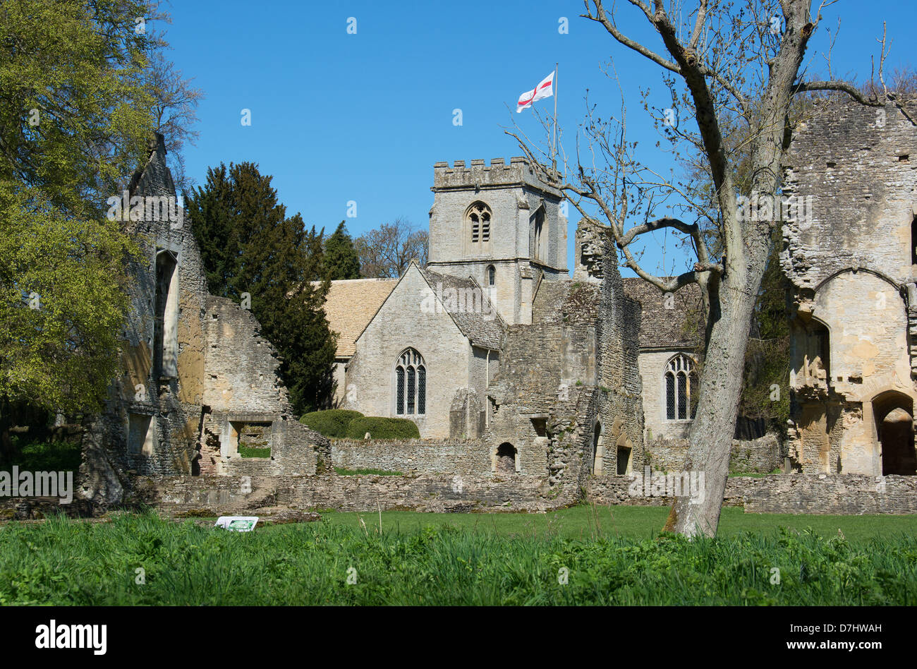OXFORDSHIRE, UK. St. Kenelm's Parish Church and the ruins of Minster Lovell Hall near Witney. 2013. Stock Photo