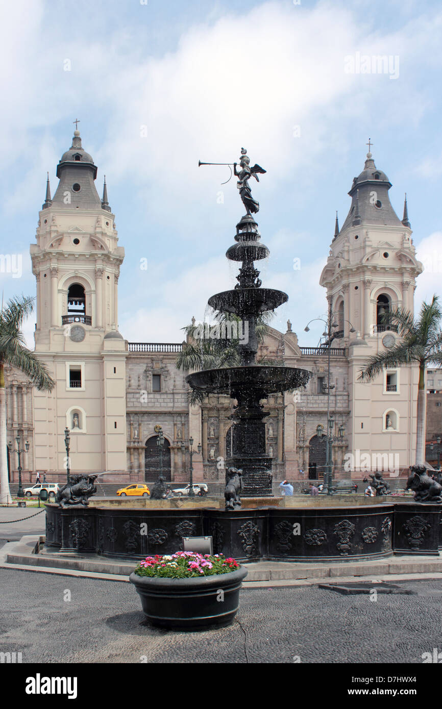 Peru Lima Plaza Mayor or Plaza de Armas Cathedral La Catedral Stock ...