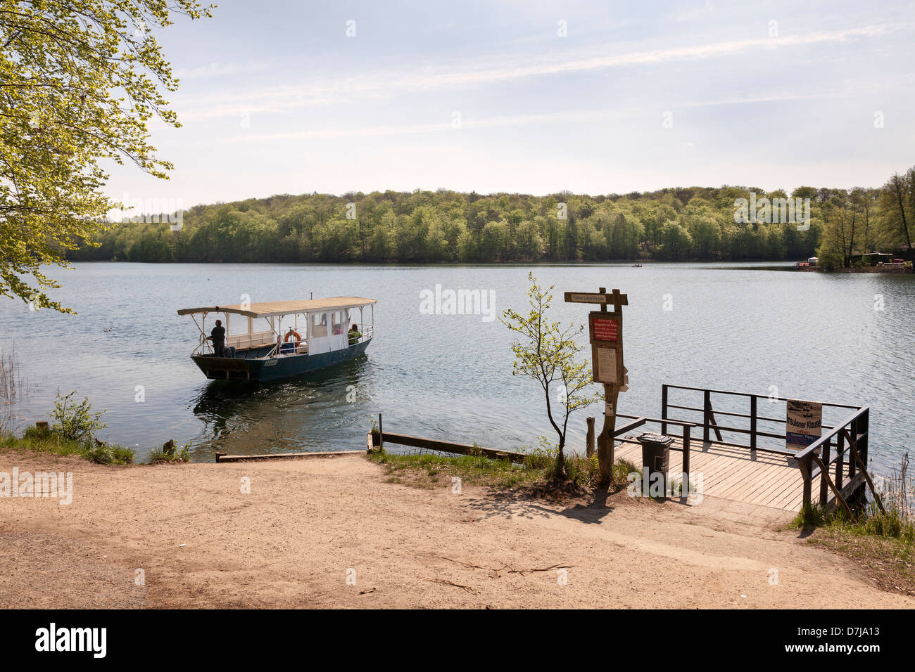 Daylight ferry hires stock photography and images Alamy