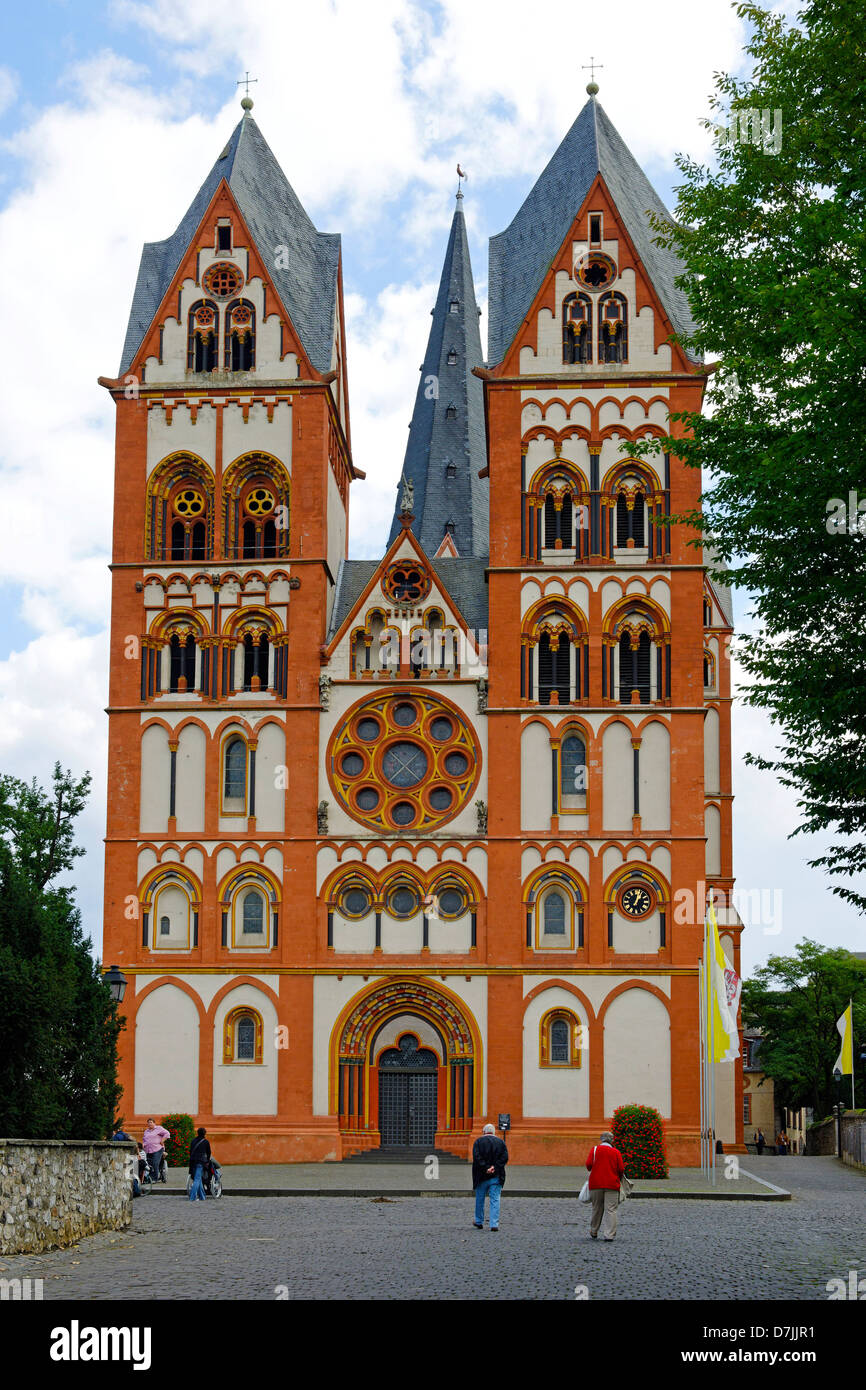 The cathedral in Limburg an der Lahn, Hesse, Germany Stock Photo Alamy
