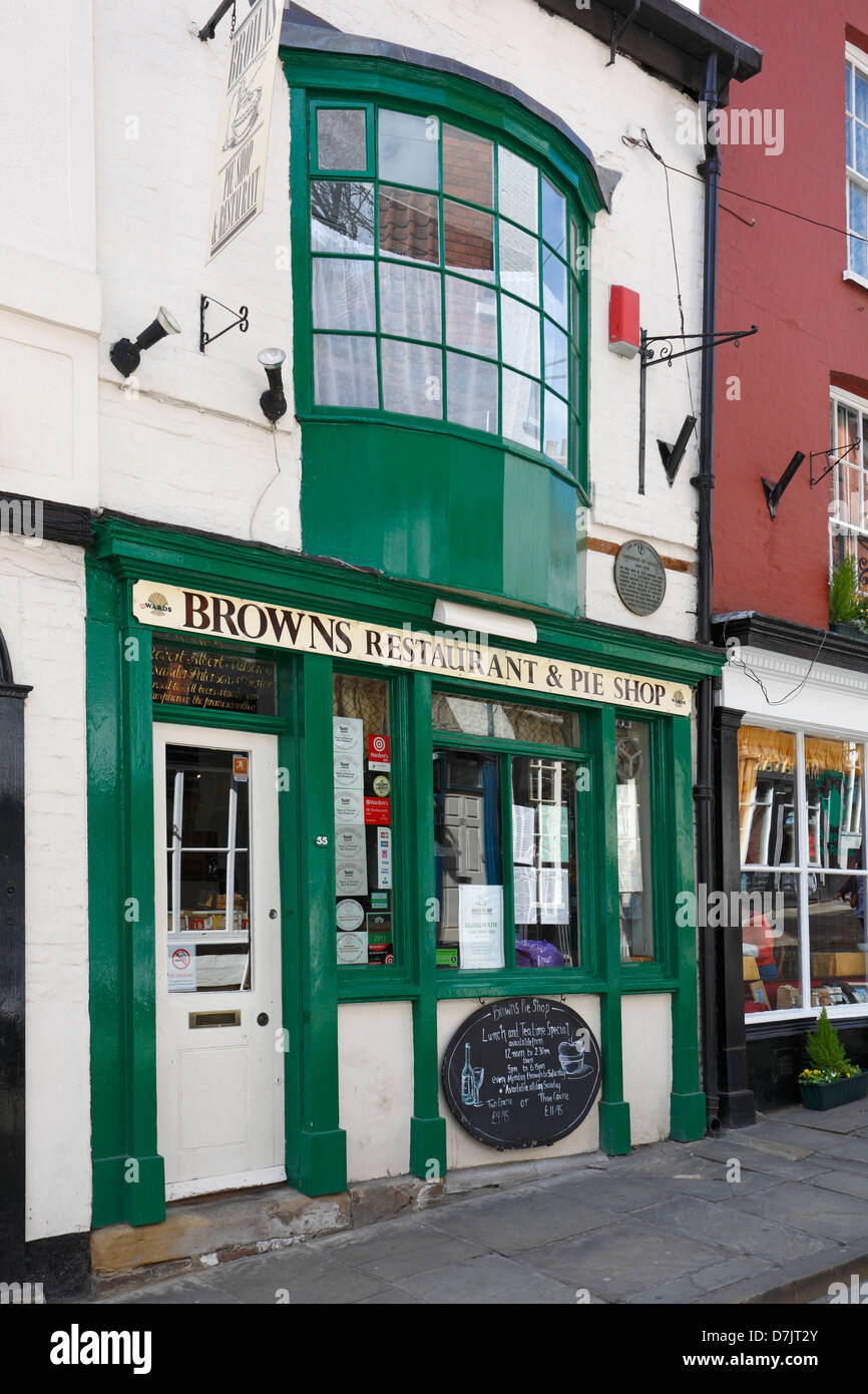 Lincoln brown’s pie shop hires stock photography and images Alamy