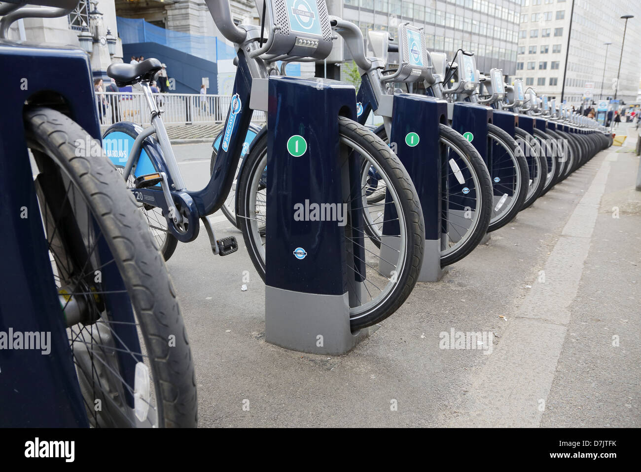 Bike docking station near best sale me