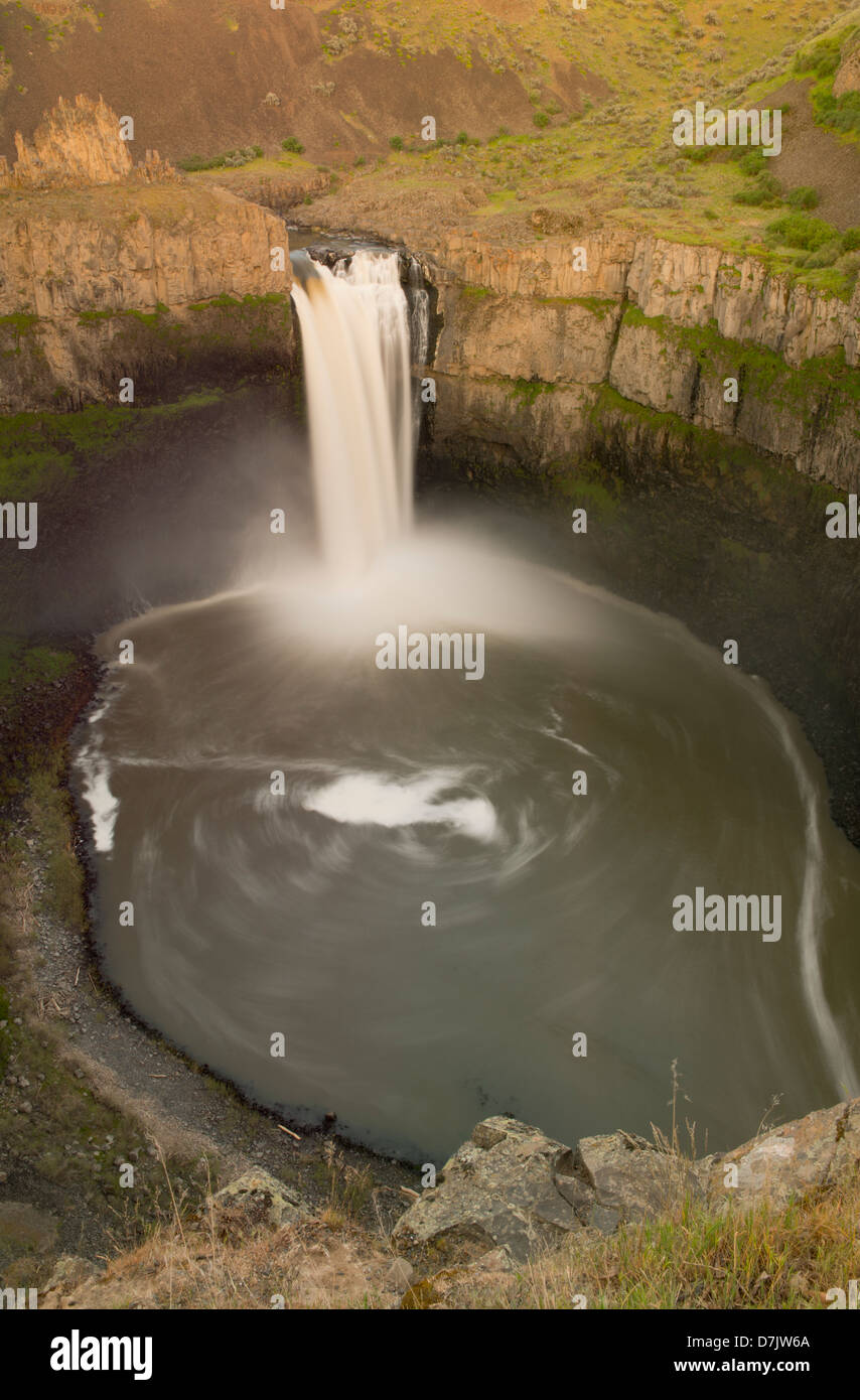 Palouse Falls, Palouse Falls State Park, 198 feet high, Eastern Washington  state, USA Stock Photo
