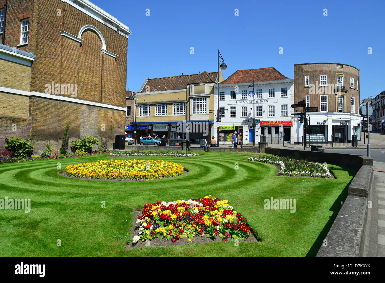 Gardens in Queen Victoria Road, High Buckinghamshire, England
