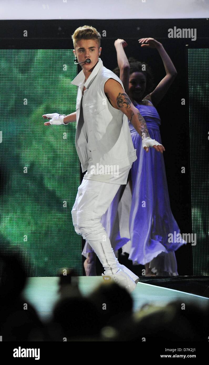 Cape Town, South Africa. 7th May 2013. Justin Bieber performing at the Cape  Town Stadium on May 8, 2013, in Cape Town, South Africa. On his 'Believe'  tour, Bieber performed in Cape