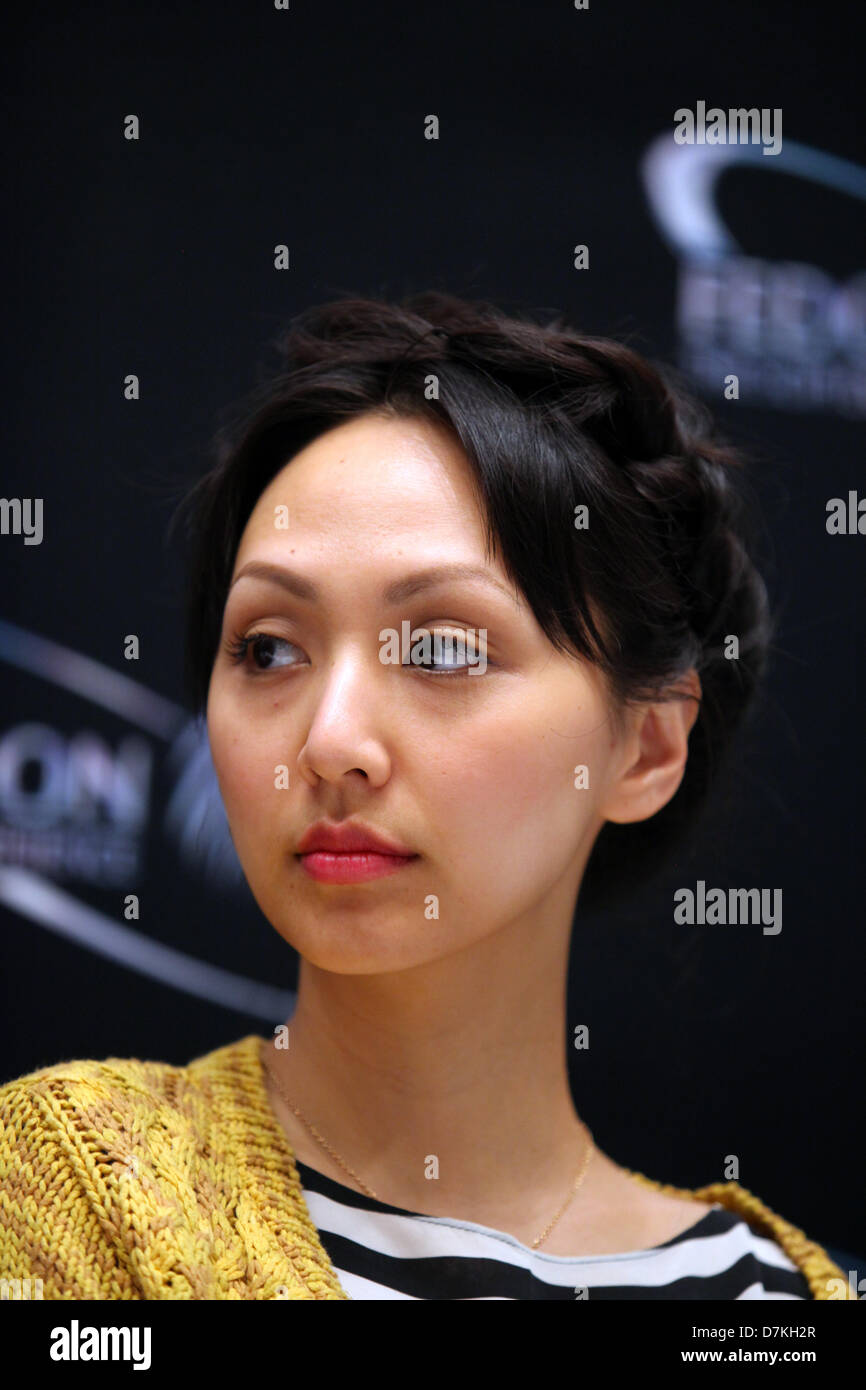 Duesseldorf, Germany, 09 May 2013. Actress Linda Park (Star Trek Enterprise) takes part in a press conference at Fedcon 2013 in Duesseldorf, Germany, 09 May 2013. Fedcon (Federal Convention) is one of the largest science fiction conventions in Europe. Photo: Susannah V. Vergau/DPA/Alamy Live News Stock Photo