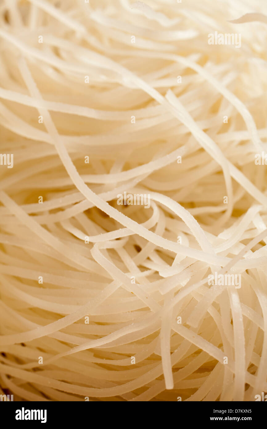 Fresh rice noodles hires stock photography and images Alamy
