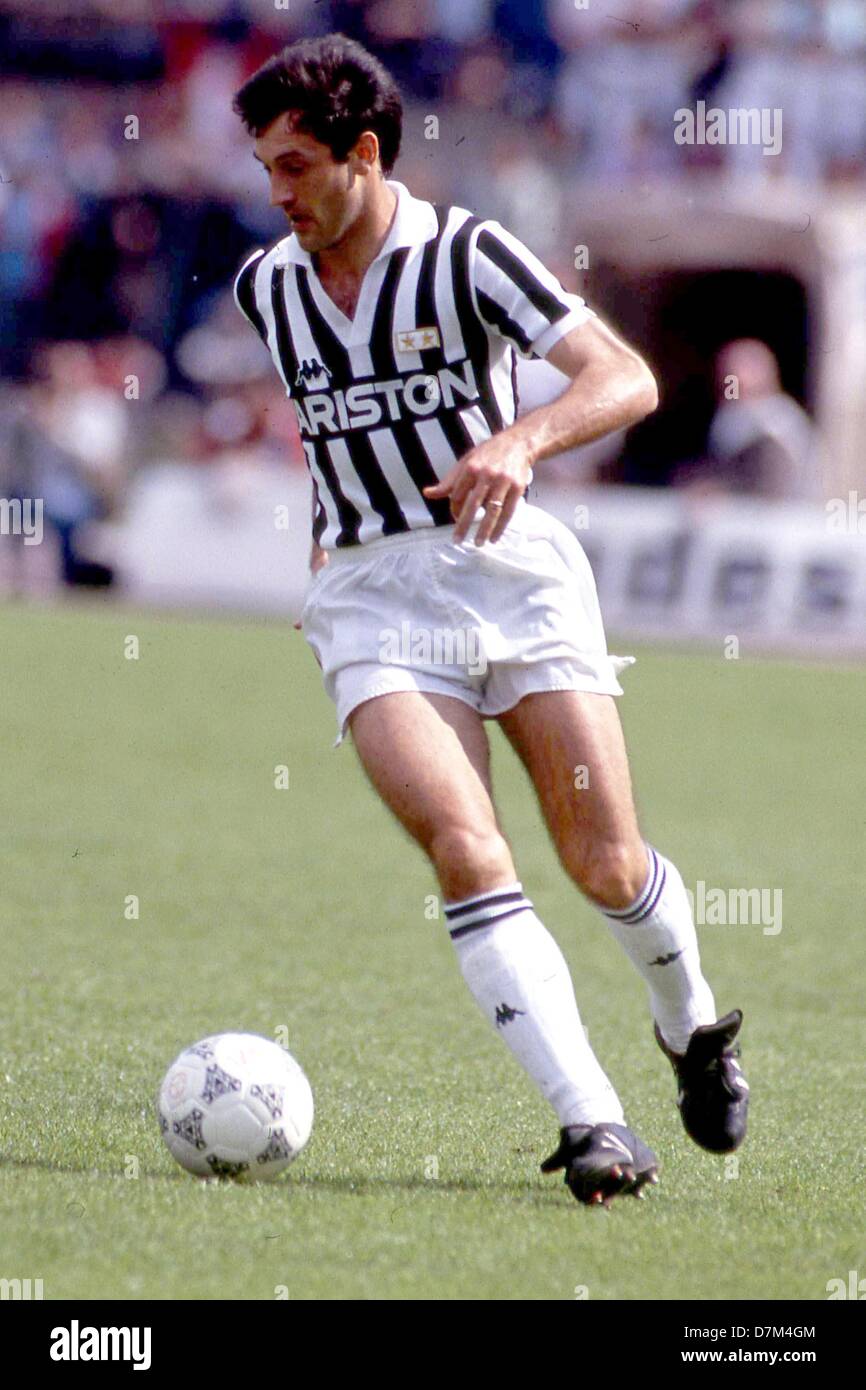 Luigi De Agostini (Juventus), 1987/1988 Football / Soccer A