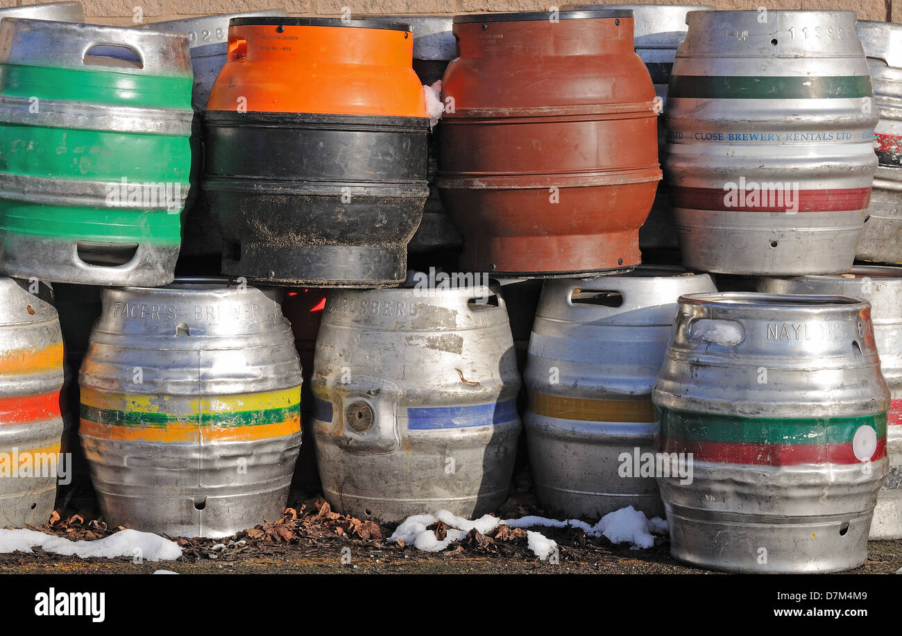 Aluminum beer barrels hires stock photography and images Alamy