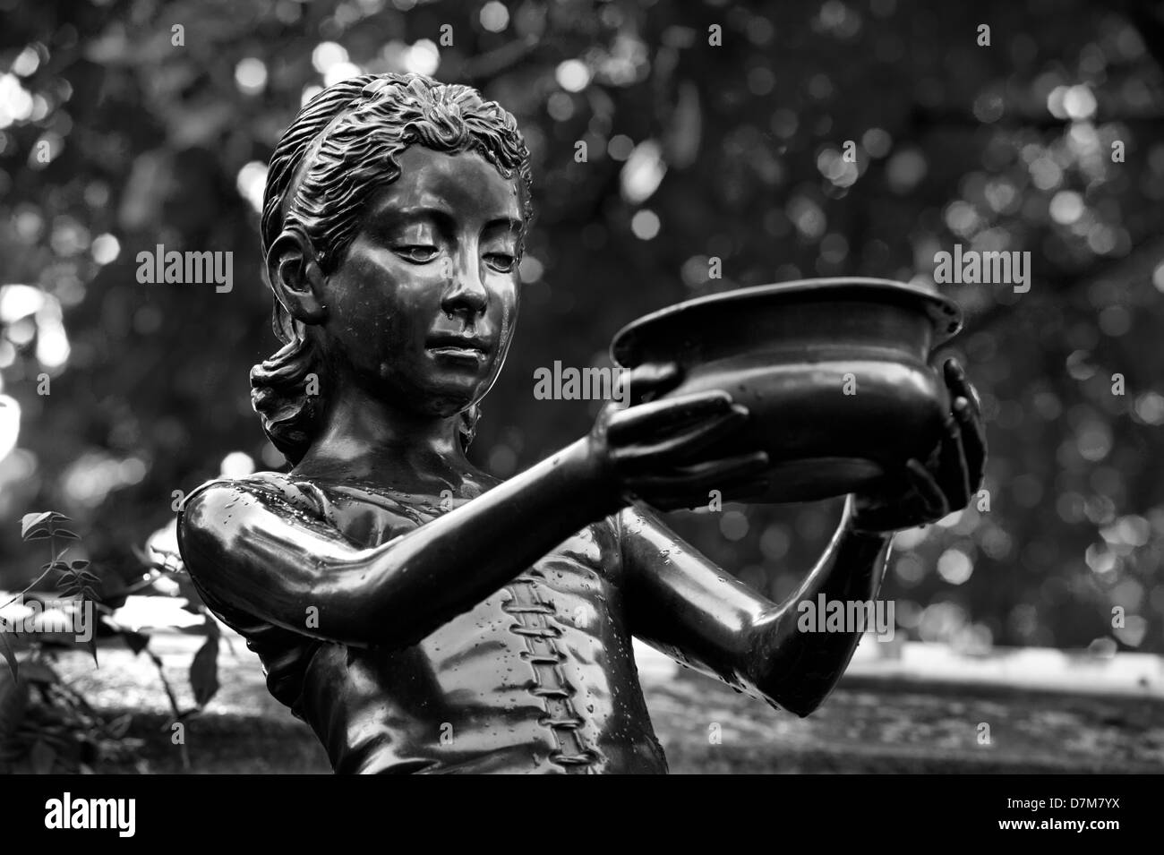 The Statues of London,England. Statue from the Children of the Loyal Temperance Legion in Memory of work done for the Temperance Stock Photo