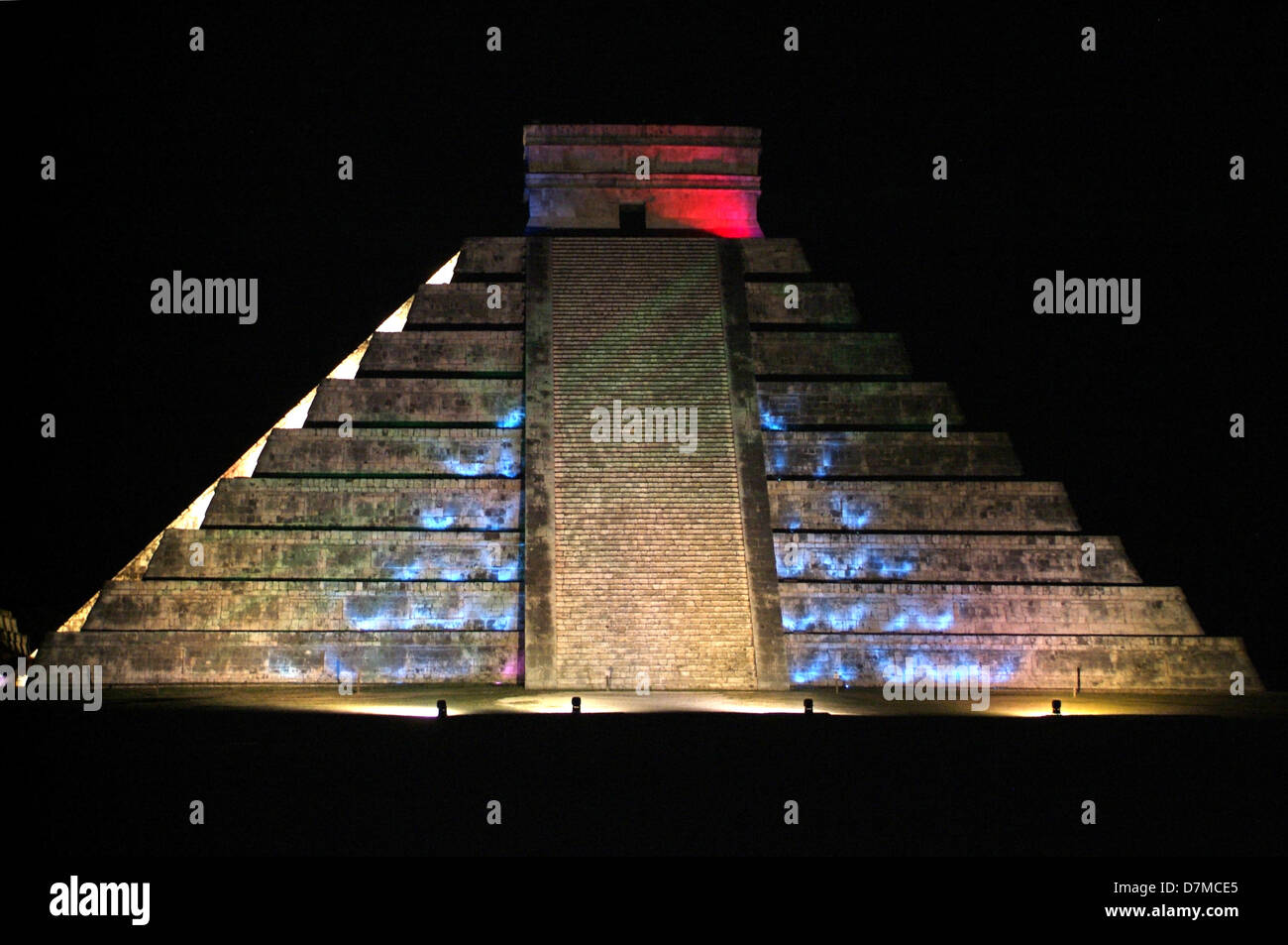 El Castillo pyramid at the archaeological site of Chichen Itza on Yucatan, Mexico Stock Photo