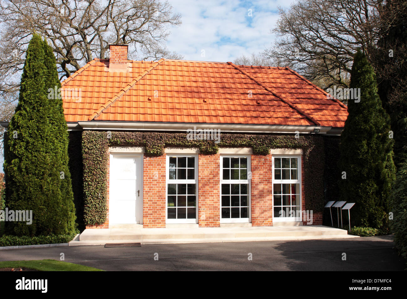 Visitors Centre Ardennes American Cemetery and Memorial Neuvilleen