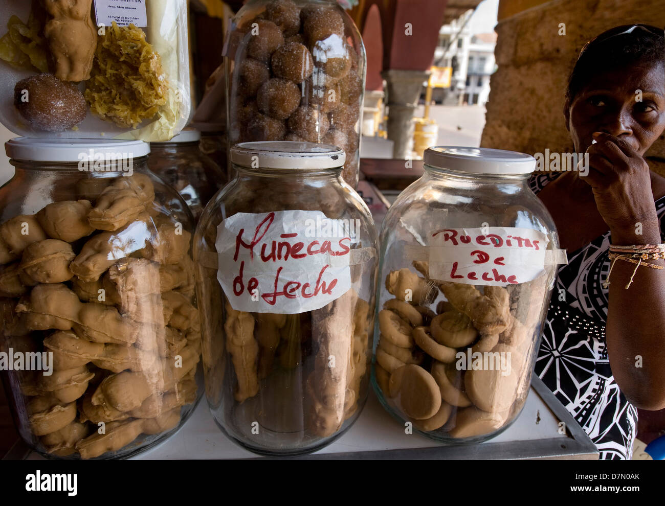 Stall selling traditional sweets in the Portal de los Dulces, the old city of Cartagena, Colombia Stock Photo