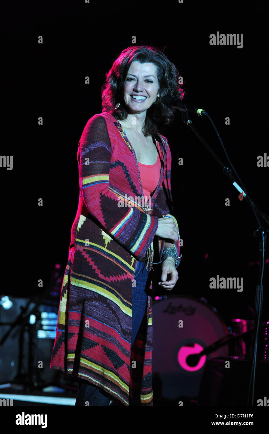 May 5, 2013 - Emporia, Virginia, USA - Singer AMY GRANT performing at the Greensville Performing Arts Center. (Credit Image: © Tina Fultz/ZUMAPRESS.com) Stock Photo