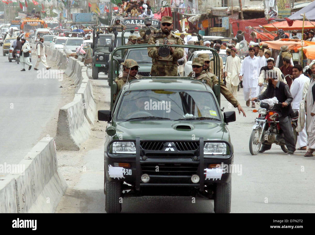 Quetta army hi-res stock photography and images - Alamy