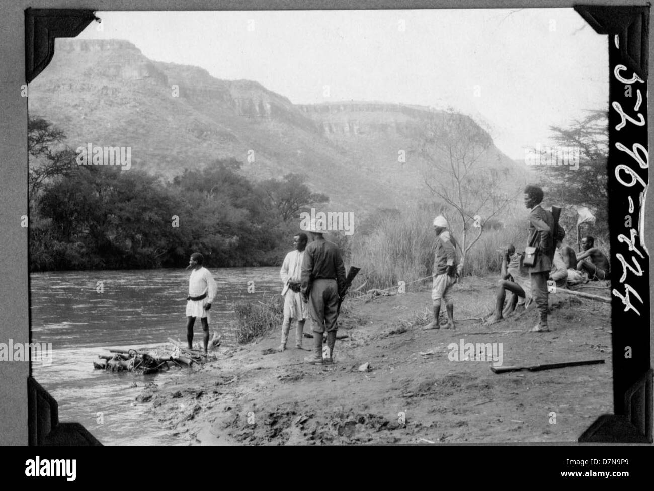 Crossing the Webi Shebeli river Stock Photo Alamy