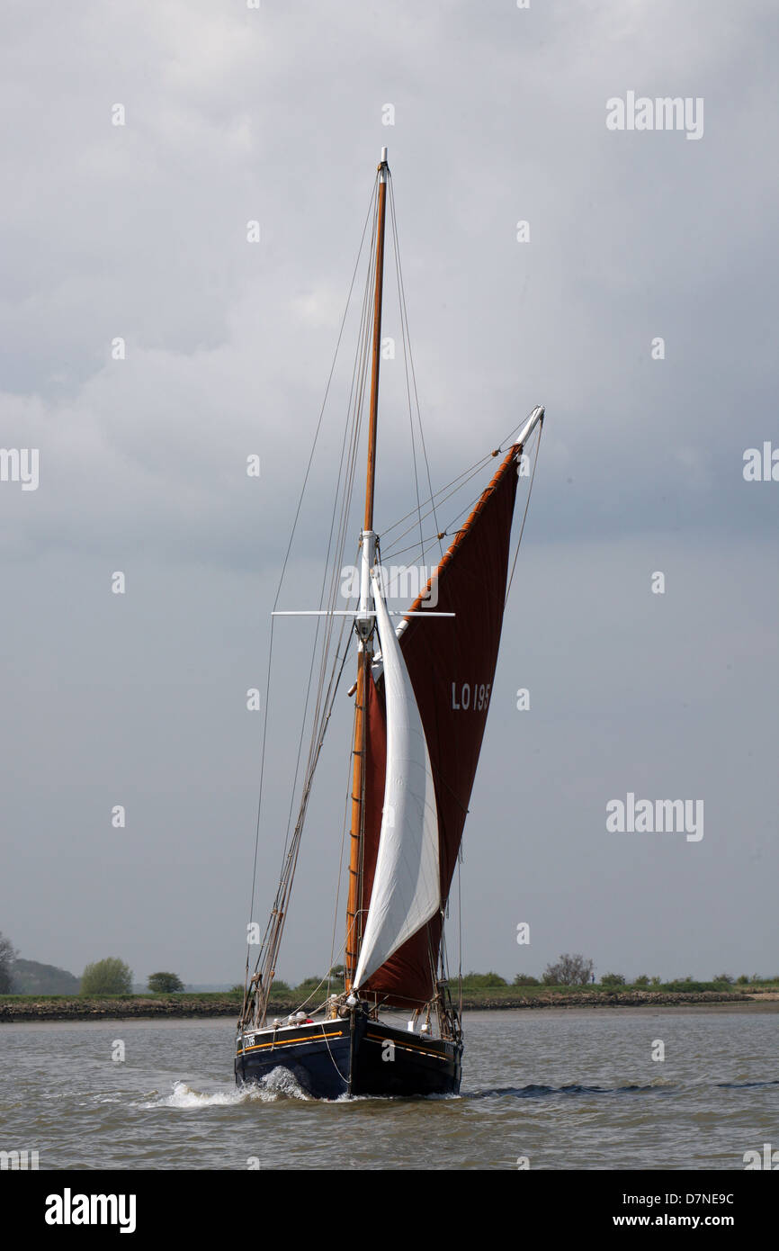 Gladys Bawley LO195 Gaff rigger . ‘Gladys’ is a beautiful 85ft sailing