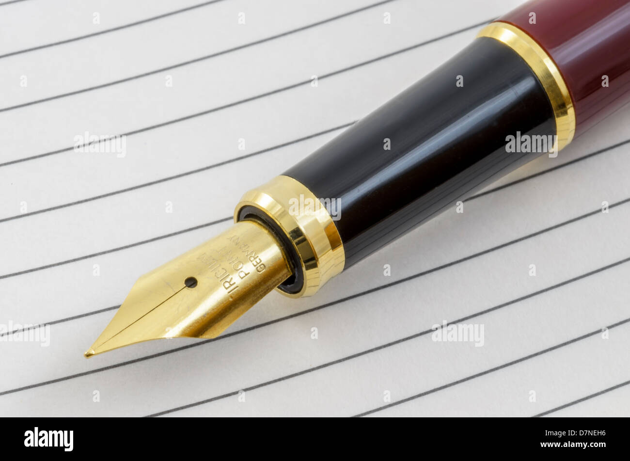Fountain Pen and Pencil Set 10 Stock Photo - Alamy