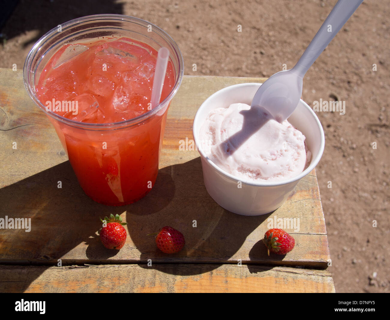 Fresh Strawberry Lemonade and strawberry ice cream at Sweet Berry Farm in Marble Falls, Texas Stock Photo