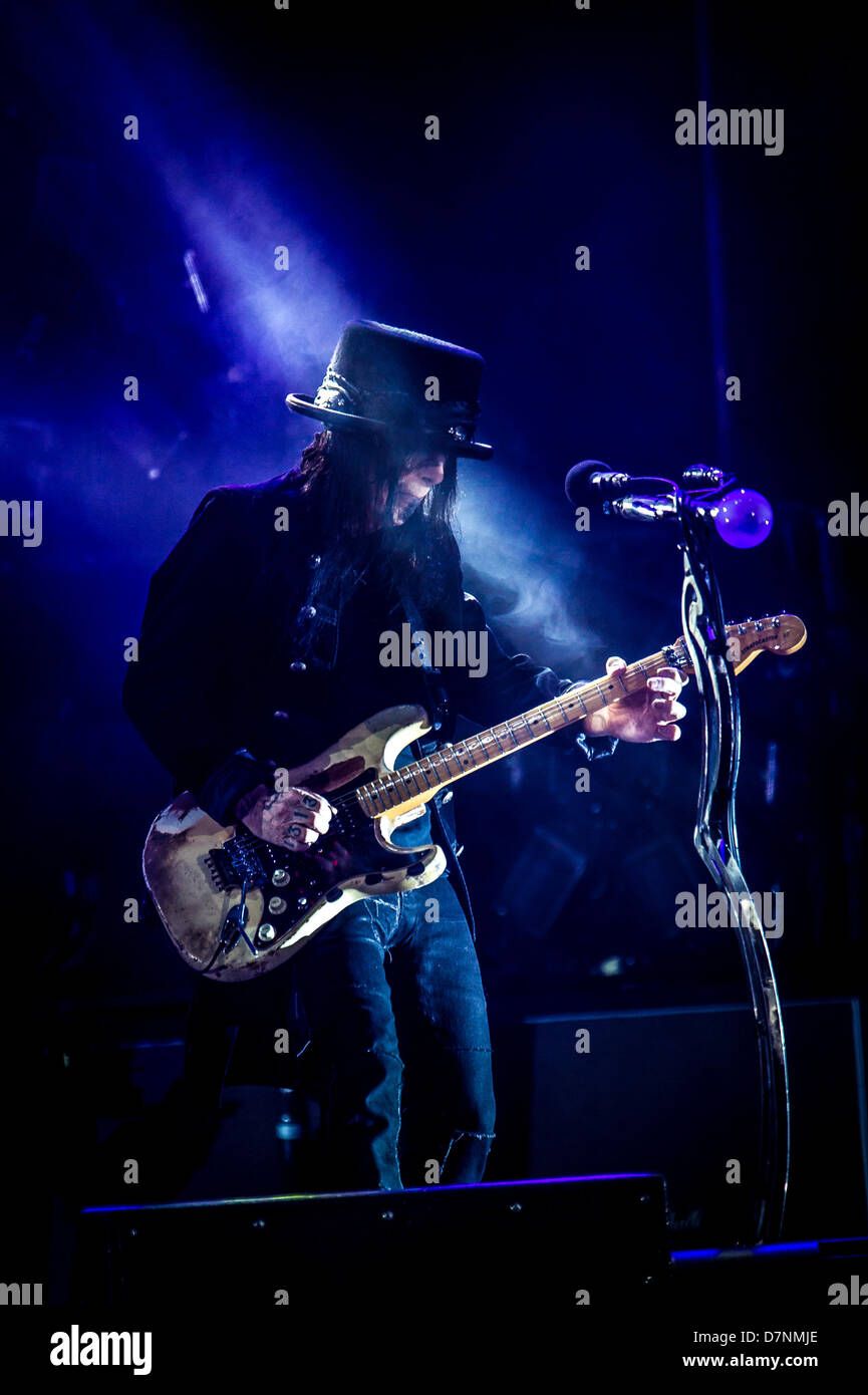 Mick mars guitarist motley crue hires stock photography and images Alamy