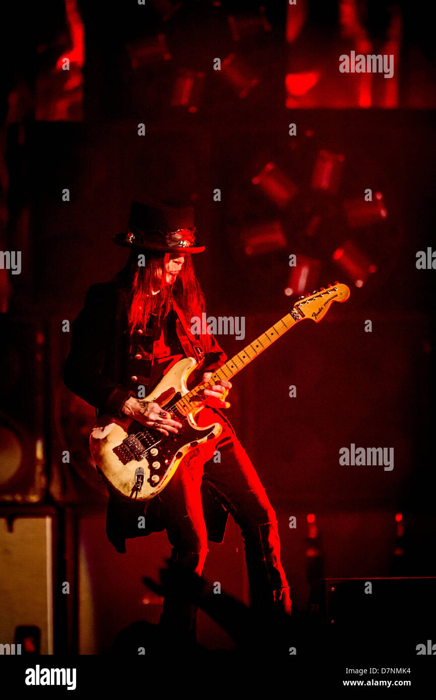 Mick mars hires stock photography and images Alamy