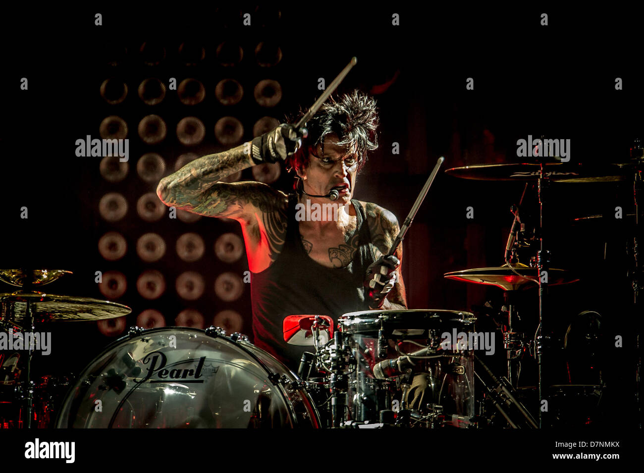 Toronto, Ontario, Canada. May 10, 2013. Drummer TOMMY LEE of Stock ...