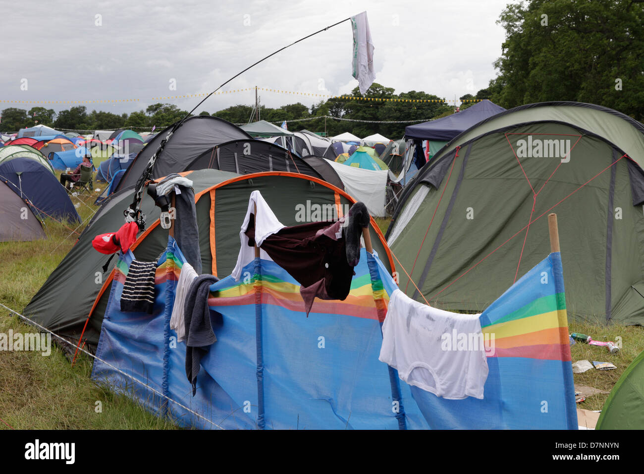 DRYING CLOTHING, TENTS IN CAMPSITES AND FESTIVAL GOERS AT LATITUDE FESTIVAL, 2012 Stock Photo
