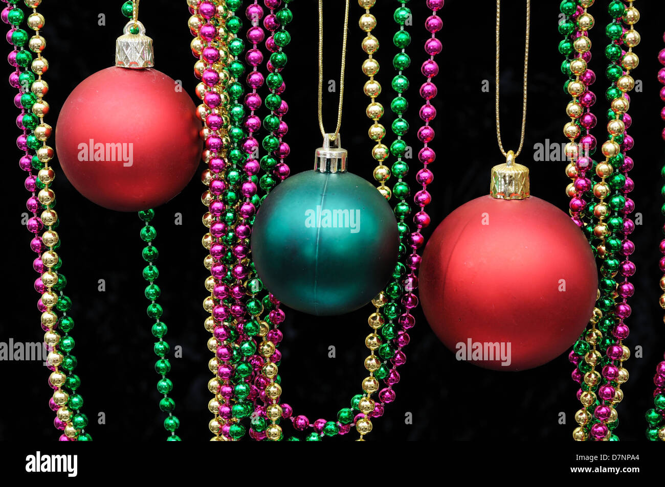 plastic christmas beads
