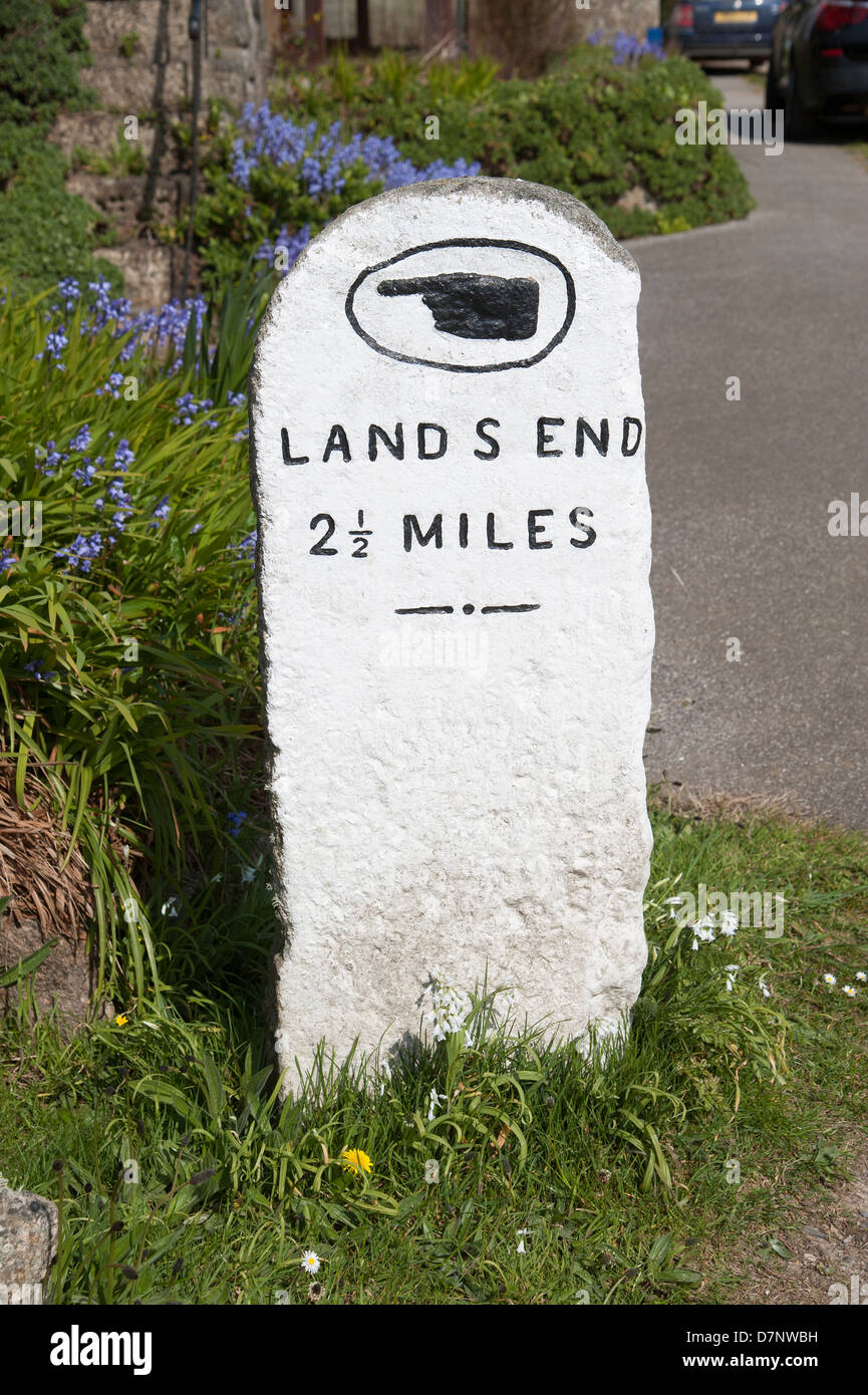 Roadside milestone distance marker hires stock photography and images