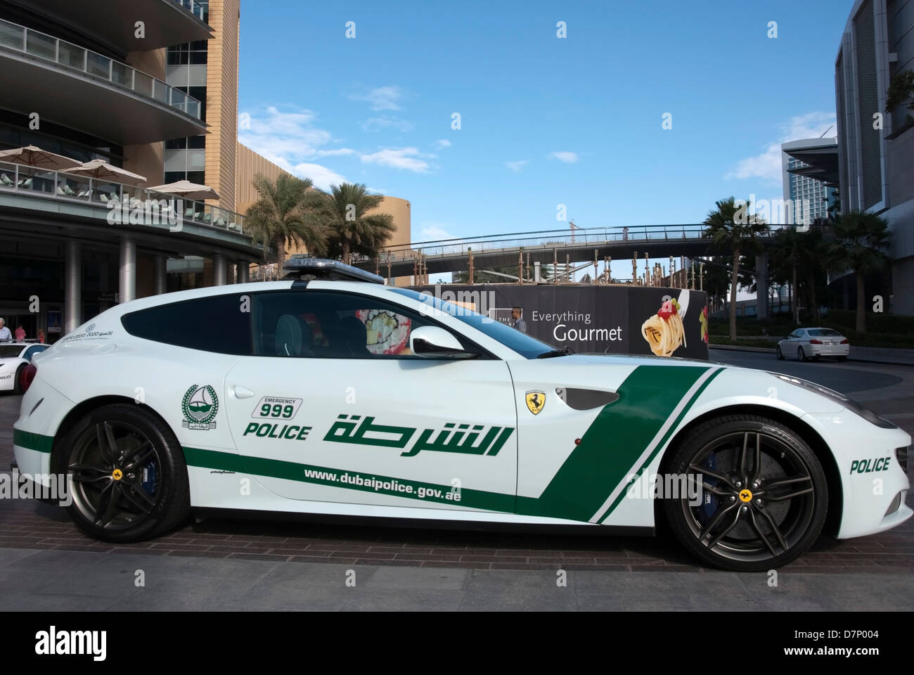 Dubai Police Ferrari Hi res Stock Photography And Images Alamy Dubai Police Ferrari Hi res Stock Photography And Images Alamy