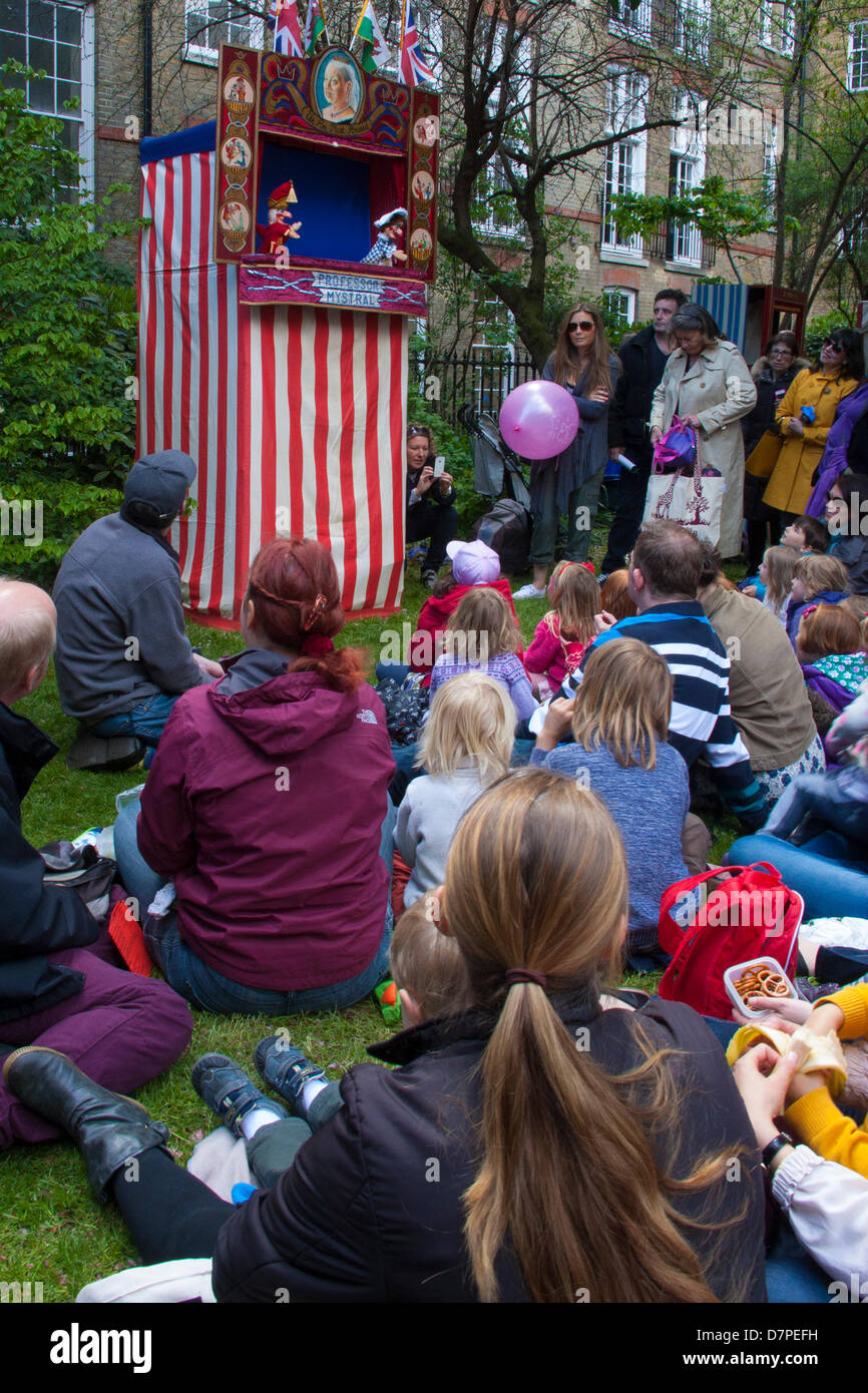 Punch and judy covent garden puppet hires stock photography and images Alamy