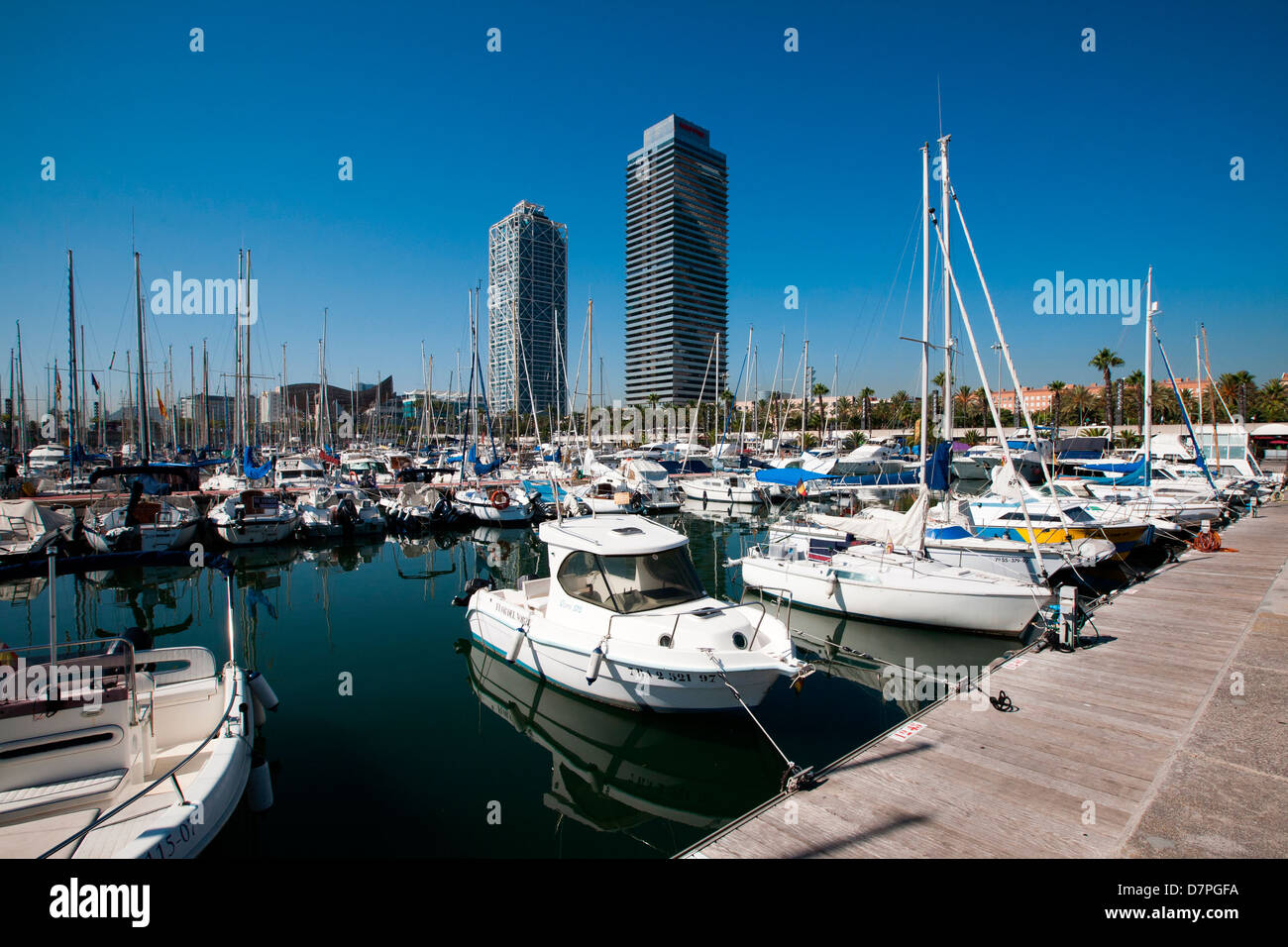 Port Olimpic Marina, (Port Olympic Marina), Barcelona, Spain Stock Photo -  Alamy