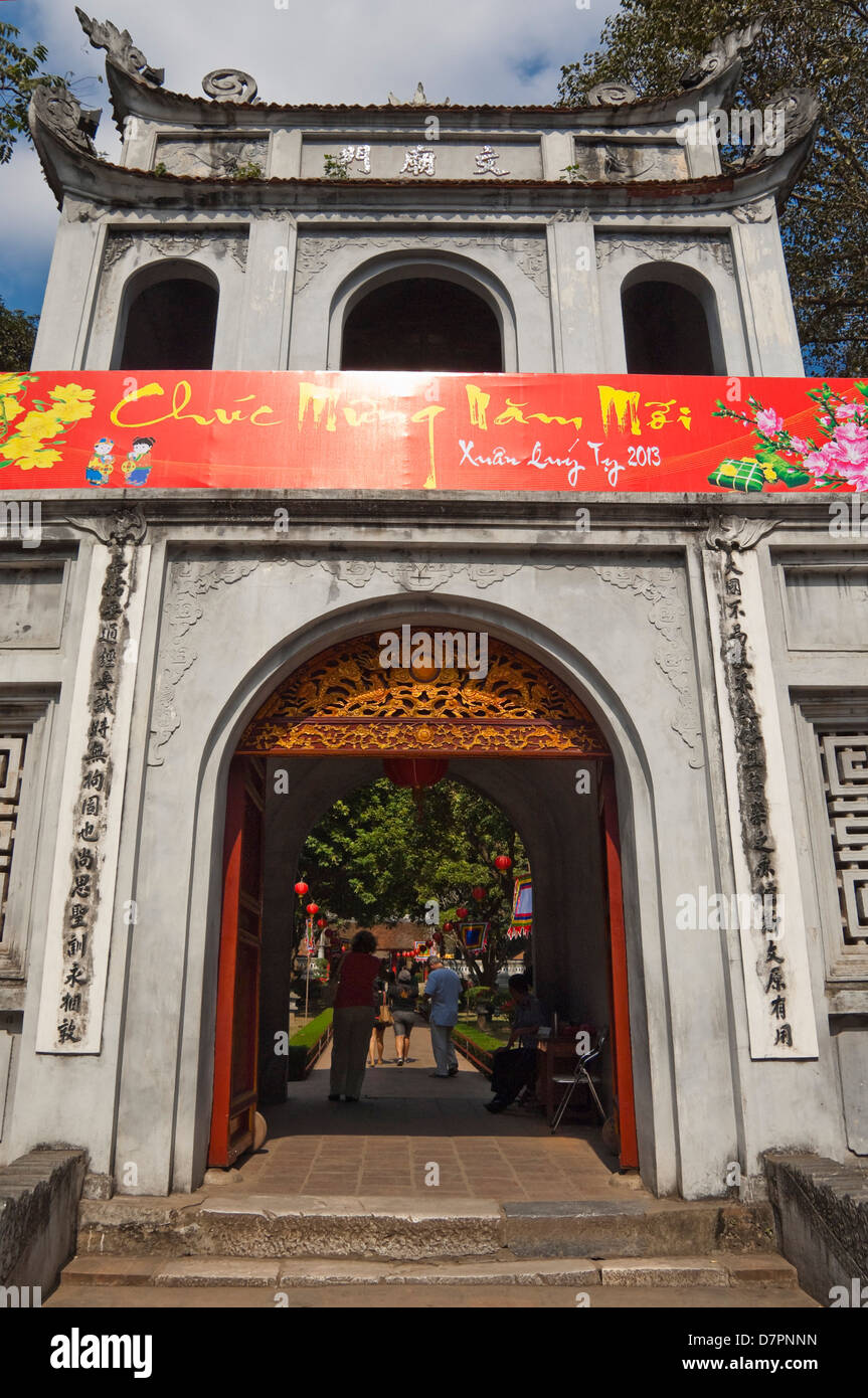 Vertical view of the Great Portico, the grand entrance of the Temple of Literature in Hanoi on a sunny day. Stock Photo