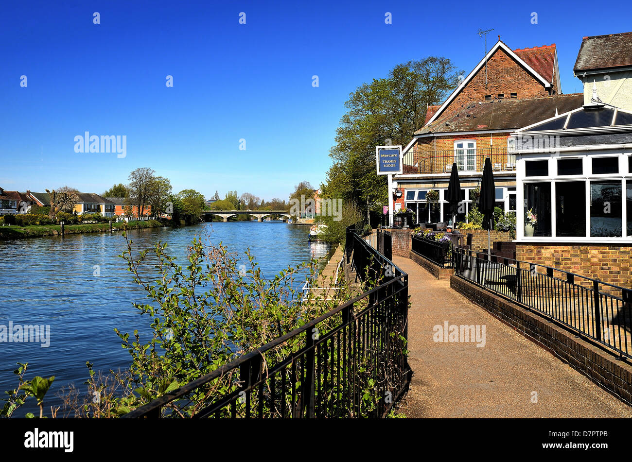 Riverside at Staines on Thames Surrey Stock Photo Alamy
