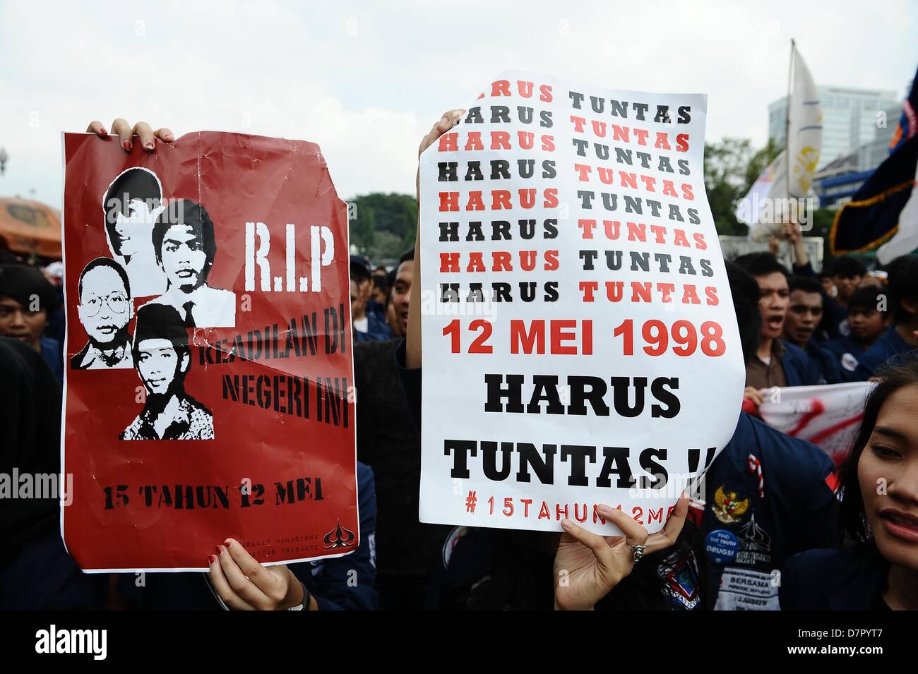Jakarta, Indonesia. May 12, 2013. Hundreds of Trisakti University