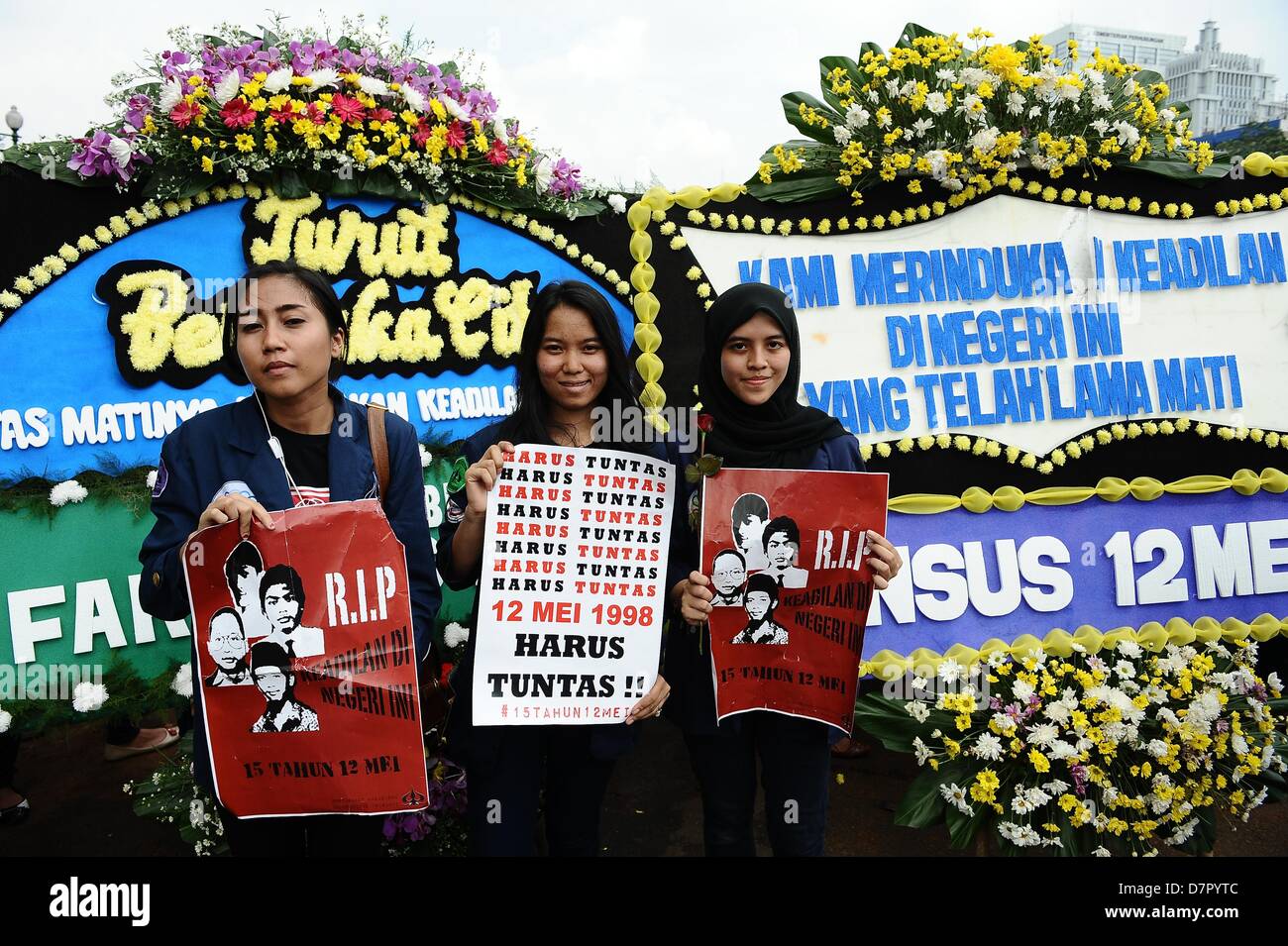 Jakarta, Indonesia. May 12, 2013. Hundreds of Trisakti University