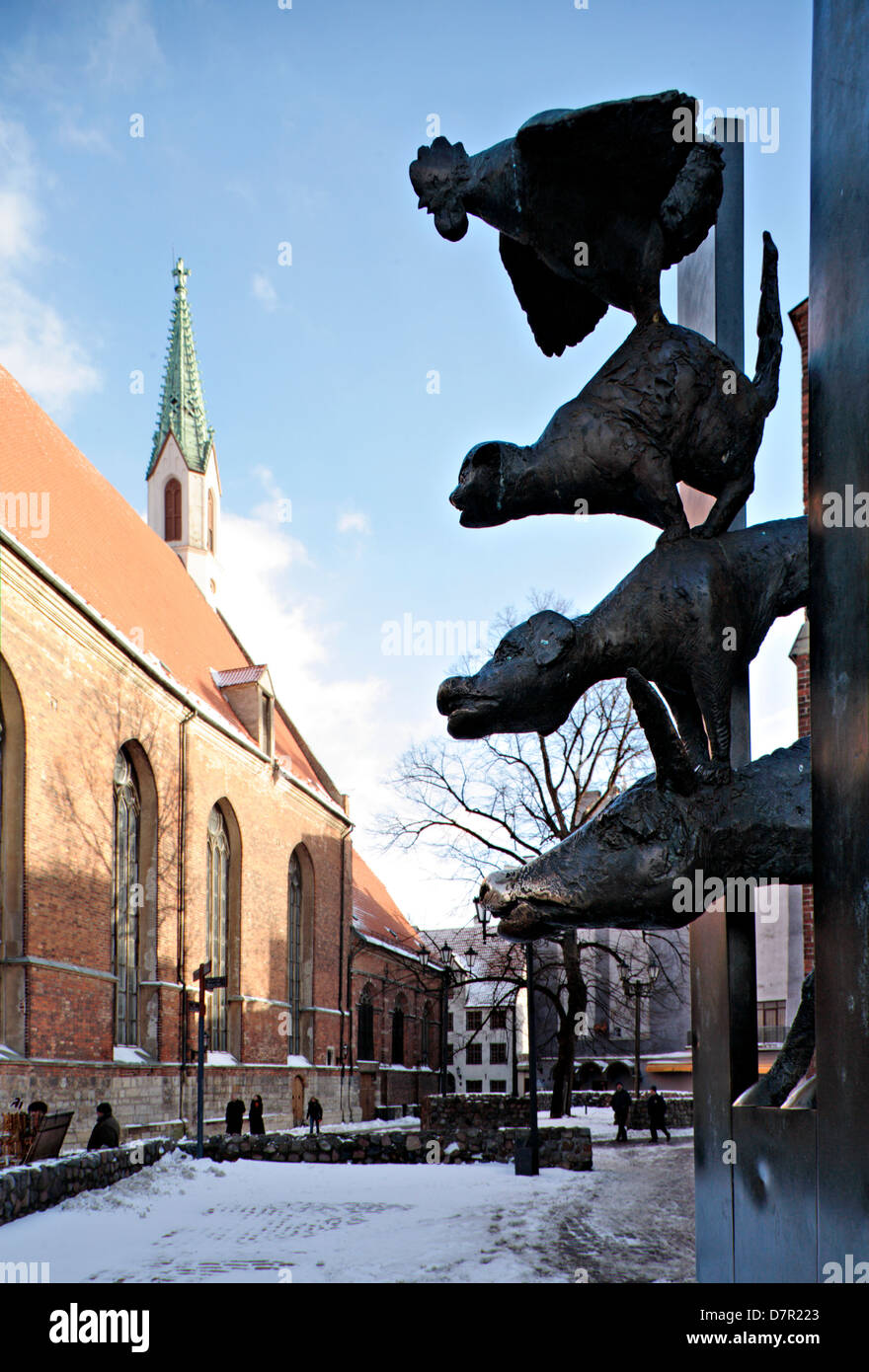 Sculpture of Bremen musicians. Riga, Latvia Stock Photo Alamy