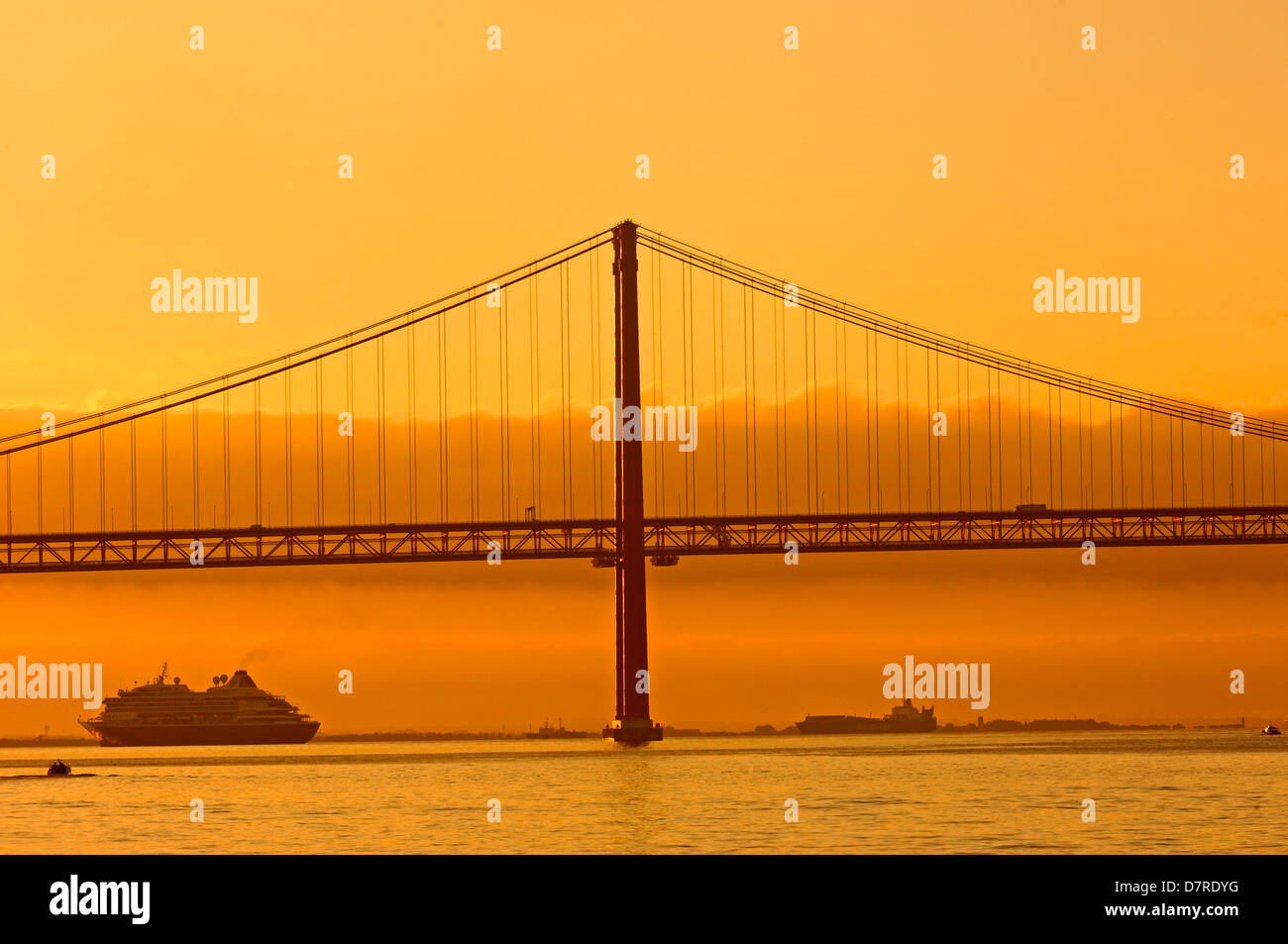 Lisbon, 25th Abril bridge at dawn, River tagus, Tejo River, Portugal, Europe Stock Photo
