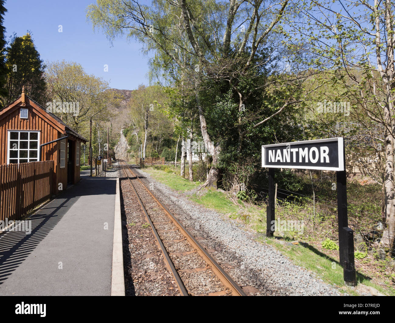 Welsh Highland Railway narrow-gauge train station in Snowdonia. Nantmor, Gwynedd, North Wales, UK, Britain Stock Photo