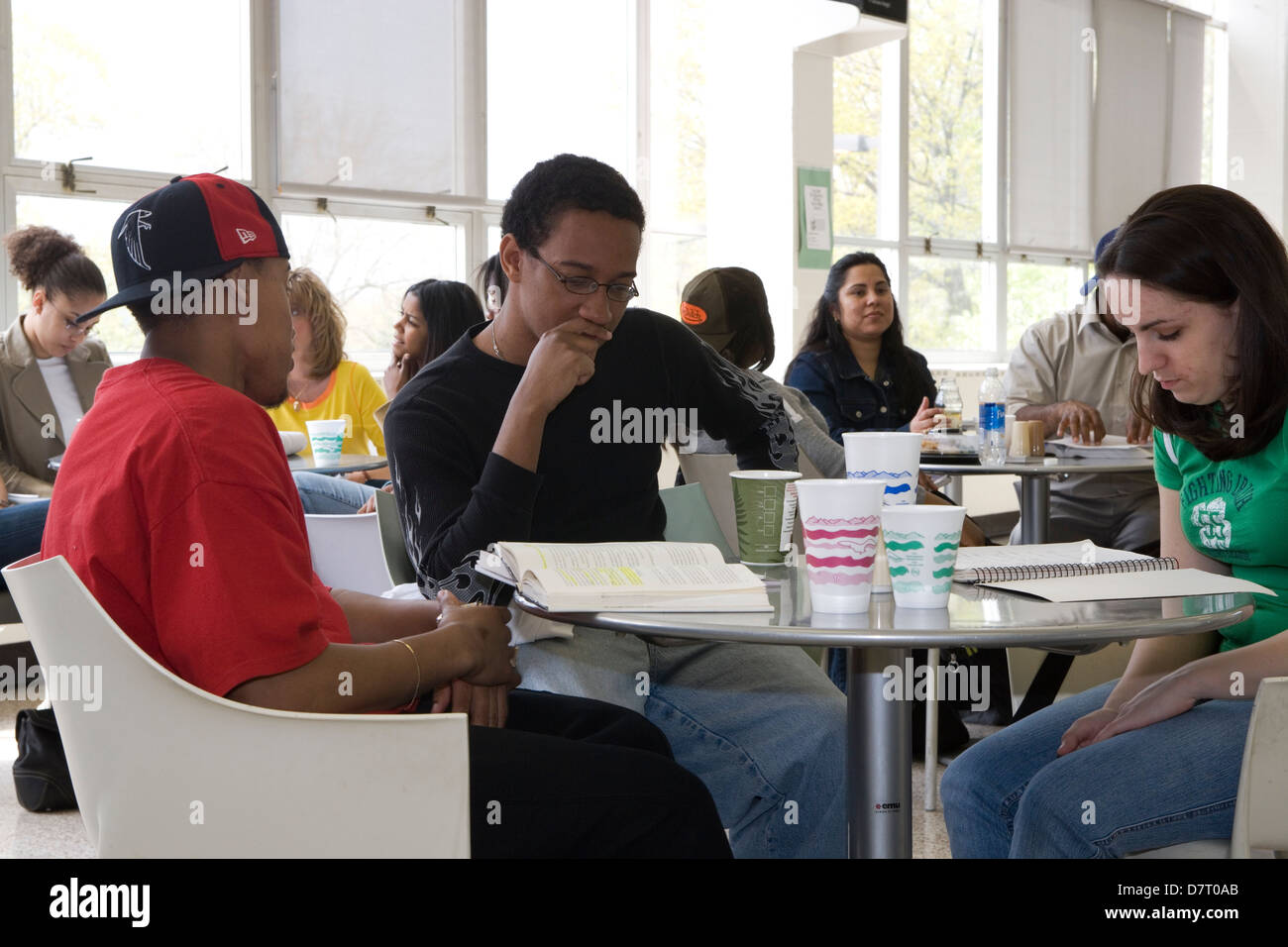 Usa school canteen hires stock photography and images Alamy
