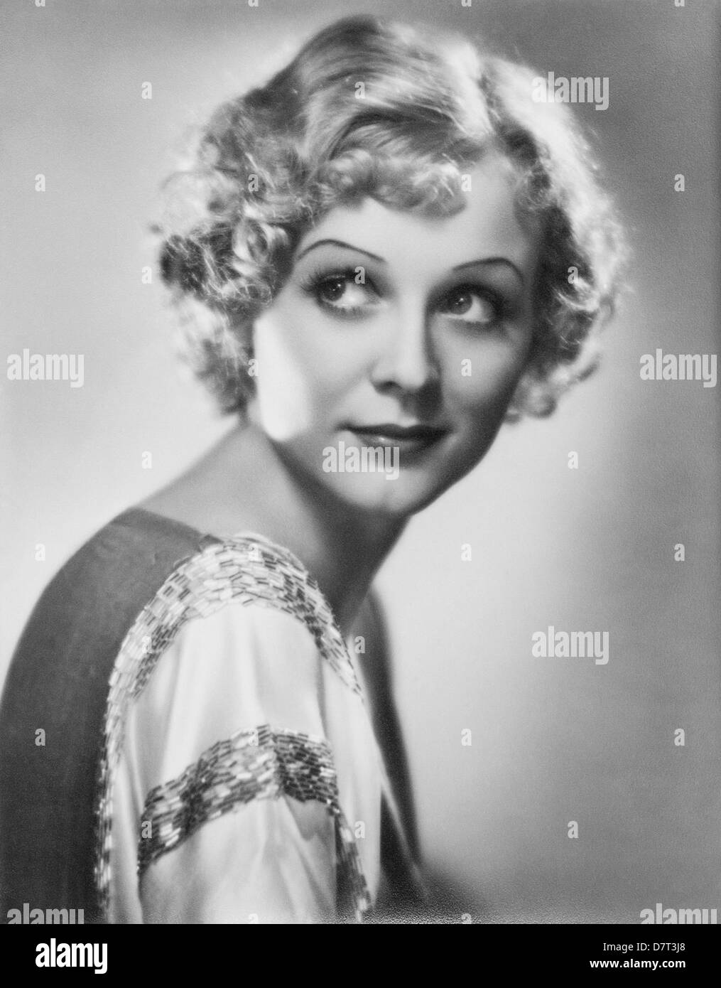 GLORIA STUART (1910-2010) US film actress and painter about 1932 Stock ...