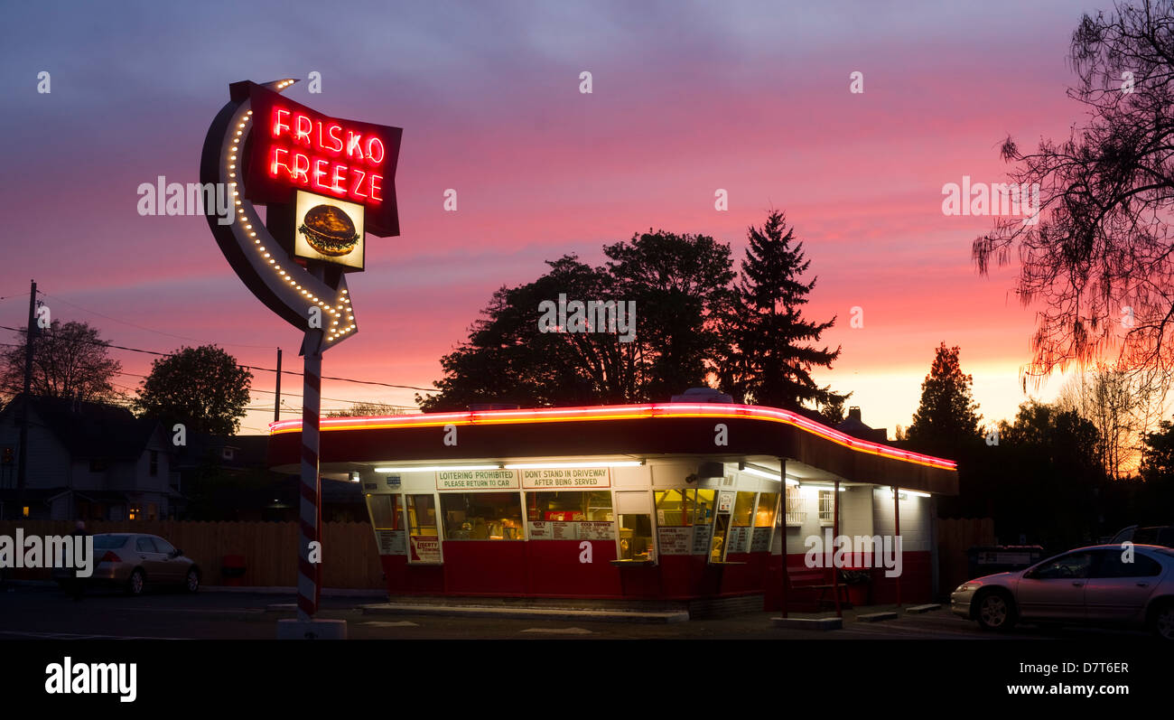 A Rare Sunset Saturated with Color at the Frisko Freeze Popular Historical Drive-In Burger Restaurant in Tacoma Washington Stock Photo