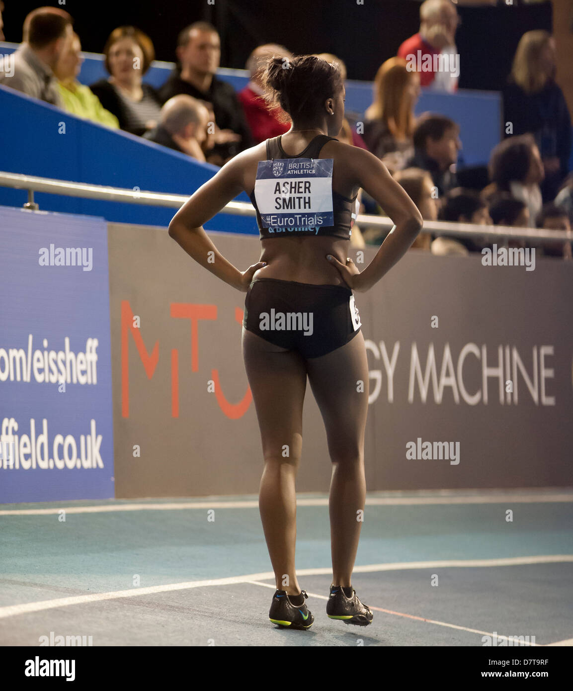 10 FEB - Dina ASHER-SMITH, Heat 1 Women's 200m semi-final, 2013 UK Indoor Championships, EIS, Sheffield, UK Stock Photo