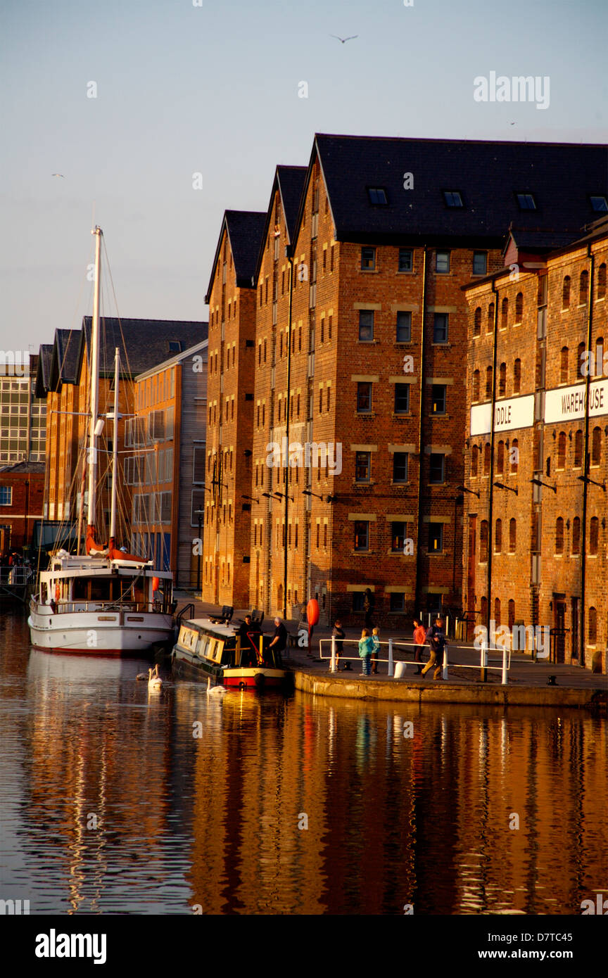 Warehouse apartments, Gloucester docks, Gloucester, England Stock Photo