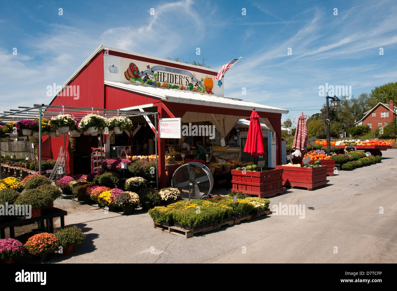 USA, Leesburg in rural Virginia, Heider's vegetable and fruit stand
